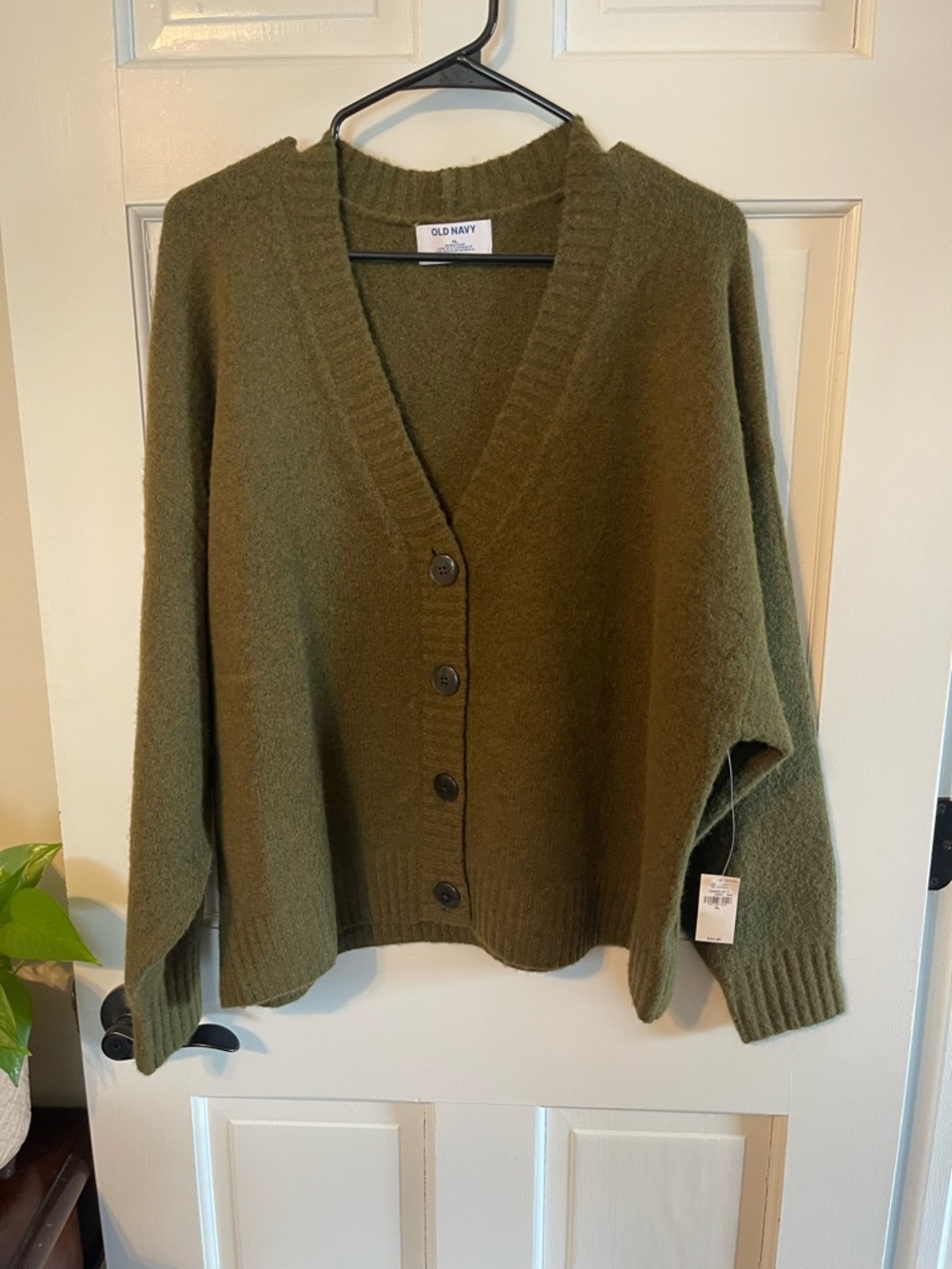 NWT Old Navy Olive Green V-Neck Button Front Women's Sweater